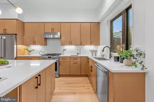 267 Delmar St, Philadelphia, PA 19128 - Photo 3