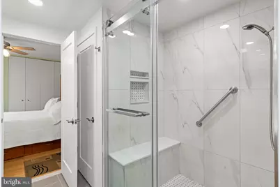 2301 Cherry Street #12G, Philadelphia, PA 19103 - Photo 17