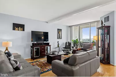 2301 Cherry Street #12G, Philadelphia, PA 19103 - Photo 3
