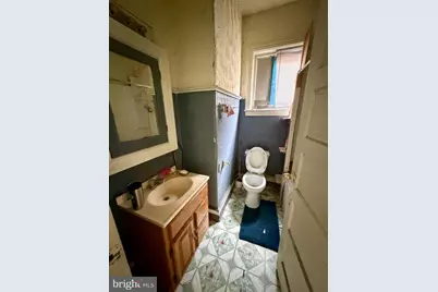 2423 W Hagert Street, Philadelphia, PA 19132 - Photo 15