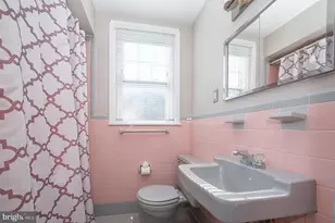 1727 Benson St, Philadelphia, PA 19152 - Photo 17