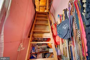 37 E Mermaid Ln, Philadelphia, PA 19118 - Photo 19
