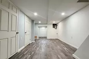 2555 N Hollywood St, Philadelphia, PA 19132 - Photo 15