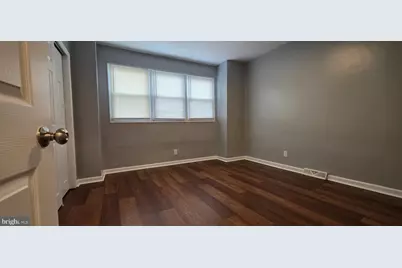 1438 S Marston Street S, Philadelphia, PA 19146 - Photo 17