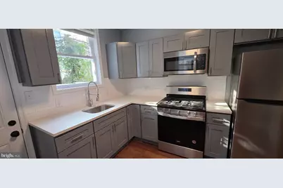1438 S Marston Street S, Philadelphia, PA 19146 - Photo 9