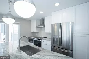 817 N 20th St, Philadelphia, PA 19130 - Photo 31