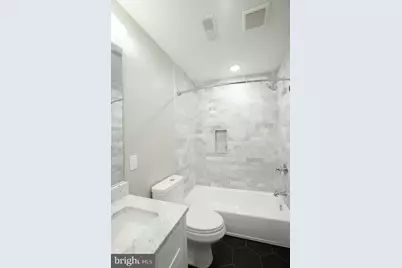 817 N 20th Street #UNIT 3, Philadelphia, PA 19130 - Photo 27