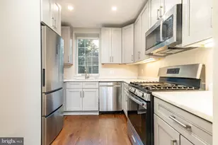 1347 S Dover St, Philadelphia, PA 19146 - Photo 9