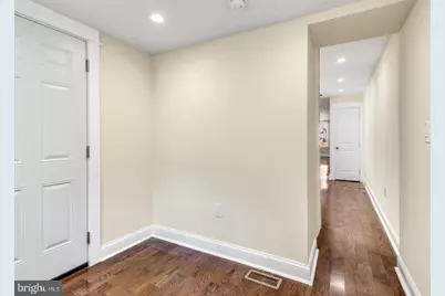 1906 E Albert Street, Philadelphia, PA 19125 - Photo 15