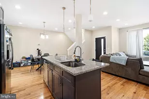 2663 Amber St, Philadelphia, PA 19125 - Photo 9