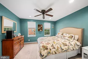 1925 S Sartain St, Philadelphia, PA 19148 - Photo 5