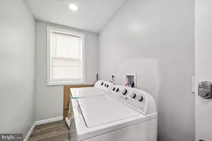 743 N Market St, Philadelphia, PA 19104 - Photo 13