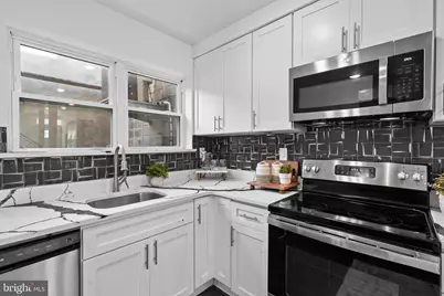 39 W Wildey Street, Philadelphia, PA 19123 - Photo 9