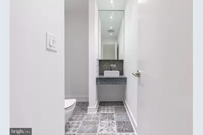 725 Chestnut Street #2, Philadelphia, PA 19106 - Photo 15