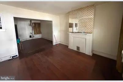 914 E Woodlawn Avenue, Philadelphia, PA 19138 - Photo 3