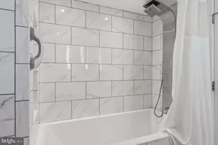 714 Pierce St, Philadelphia, PA 19148 - Photo 17