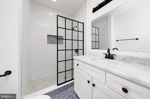 510 Manton St, Philadelphia, PA 19147 - Photo 35