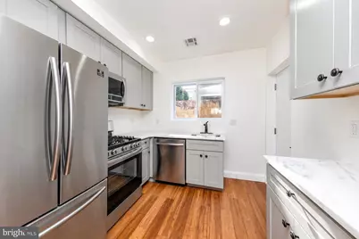 510 Manton Street, Philadelphia, PA 19147 - Photo 13