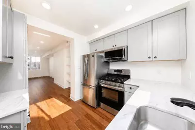 510 Manton Street, Philadelphia, PA 19147 - Photo 11