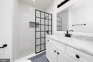 510 Manton St, Philadelphia, PA 19147 - Photo 35