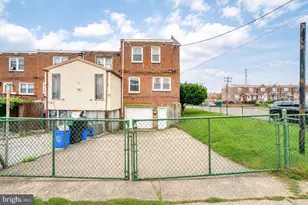 2901 Gilham St, Philadelphia, PA 19149 - Photo 27