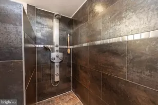 1228 Arch St, Philadelphia, PA 19107 - Photo 21
