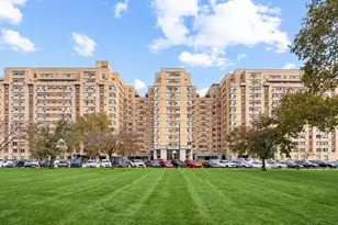 2601 Pennsylvania Ave, Philadelphia, PA 19130 - Photo 1