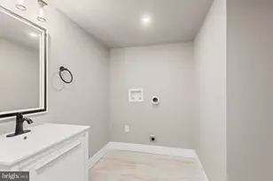 3371 Emerald St, Philadelphia, PA 19134 - Photo 19