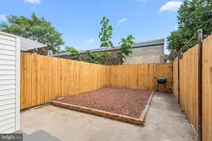 3371 Emerald St, Philadelphia, PA 19134 - Photo 23