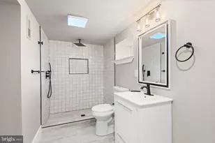 3371 Emerald St, Philadelphia, PA 19134 - Photo 19