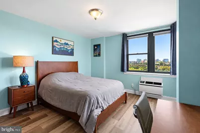 2601 Pennsylvania Avenue #724, Philadelphia, PA 19130 - Photo 11