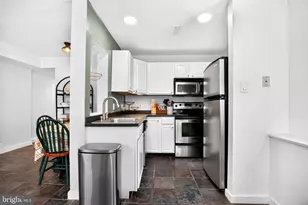 1500 Green St, Philadelphia, PA 19130 - Photo 9