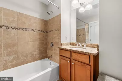 130 N 2nd Street #4E2, Philadelphia, PA 19106 - Photo 15