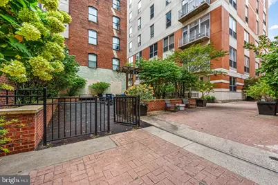130 N 2nd Street #4E2, Philadelphia, PA 19106 - Photo 25