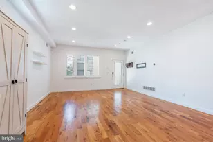 1719 Erdman St, Philadelphia, PA 19130 - Photo 3