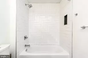 1719 Erdman St, Philadelphia, PA 19130 - Photo 13
