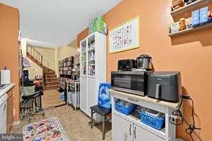 2506 Collins St, Philadelphia, PA 19125 - Photo 9