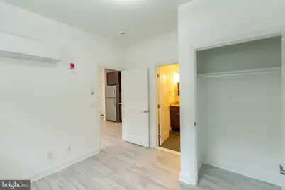 427 Monroe Street #UNIT 402, Philadelphia, PA 19146 - Photo 17