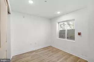 669 N 39th St, Philadelphia, PA 19104 - Photo 9