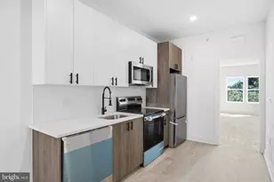 669 N 39th St, Philadelphia, PA 19104 - Photo 1