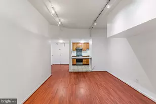 1324 Locust St, Philadelphia, PA 19107 - Photo 17