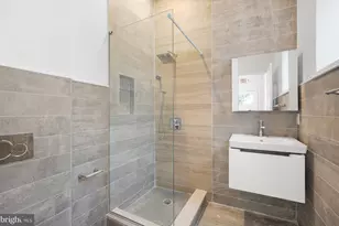 2046 E Huntingdon St, Philadelphia, PA 19125 - Photo 7
