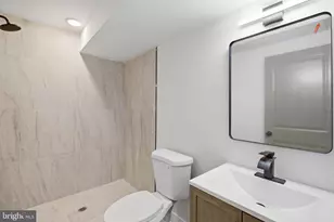 2330 N 16th St, Philadelphia, PA 19132 - Photo 13