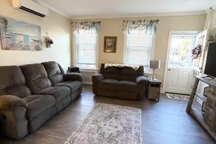 523 Green, Philadelphia, PA 19128 - Photo 5