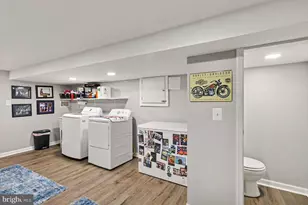 523 Green, Philadelphia, PA 19128 - Photo 11
