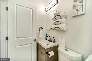 2217 W Thompson St, Philadelphia, PA 19121 - Photo 5