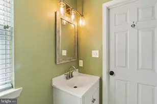 229 Roxborough Ave, Philadelphia, PA 19128 - Photo 25