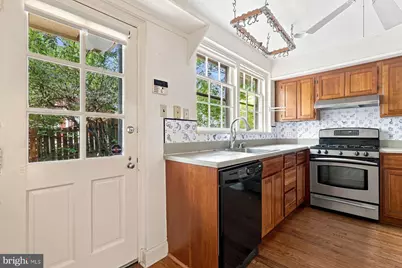 2 Tohopeka Lane, Philadelphia, PA 19118 - Photo 15