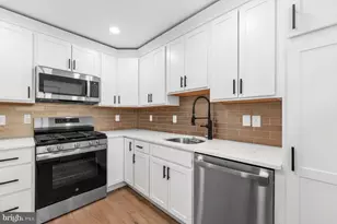 2025 S Cleveland St, Philadelphia, PA 19145 - Photo 13