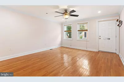 938 Morris Street, Philadelphia, PA 19148 - Photo 5